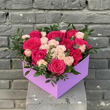 Цветочная композиция из Розы в коробке в Нее
