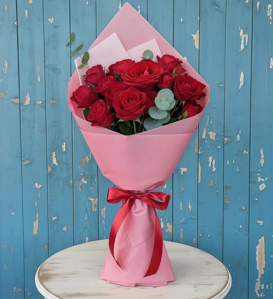 Букет цветов из: Розы в Нее