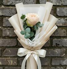 Букет цветов из:  Розы в Нее