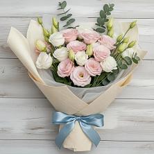 Букет цветов из:  Лизиантусы в Нее