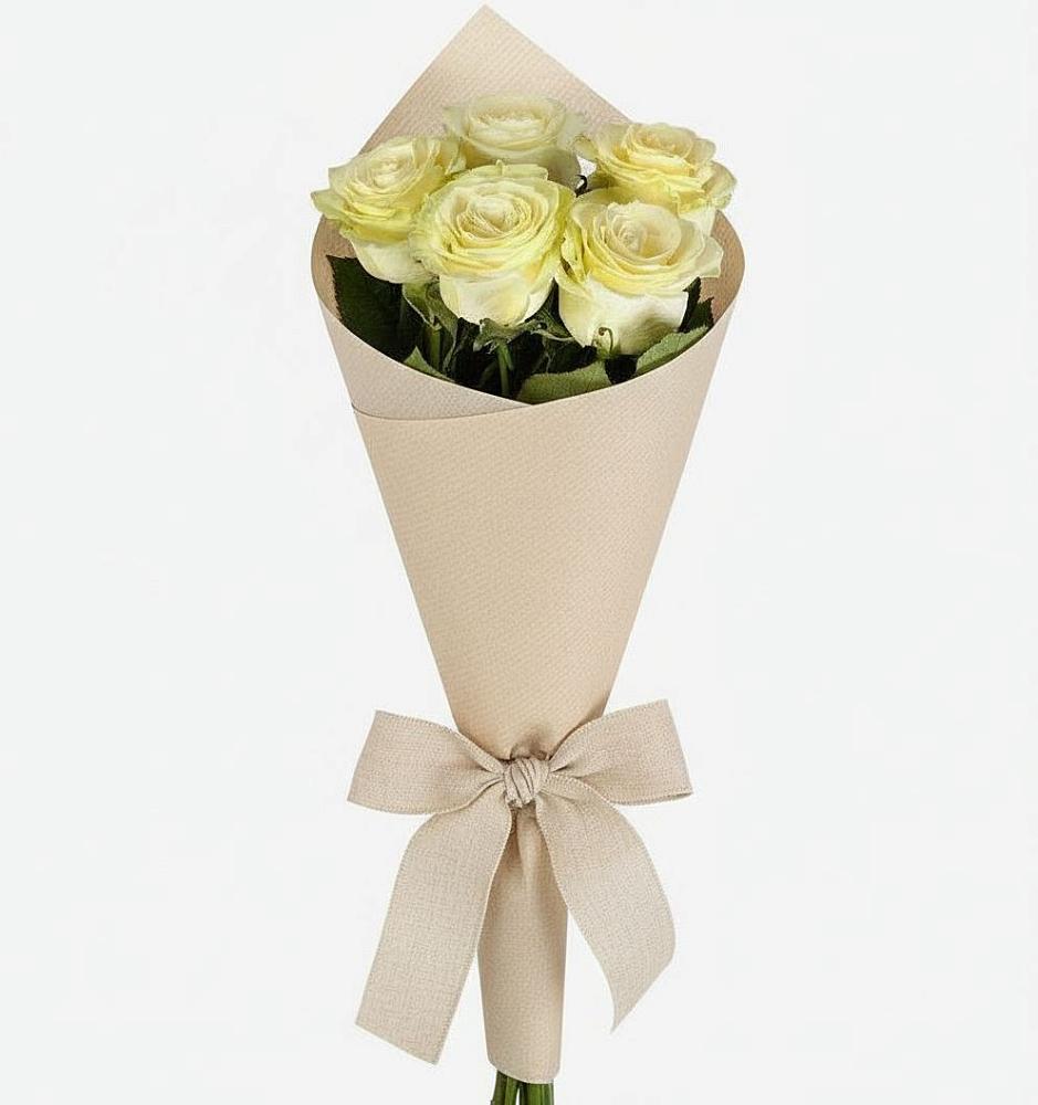 Букет цветов из: Розы в Нее