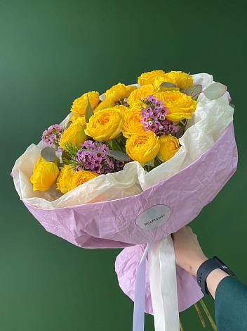 Букет Кустовые желтые розы в Нее