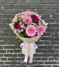 Букет цветов из:  Герберы и Хризантемы в Нее