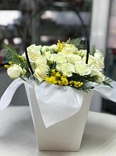 Цветочная композиция из Розы  в Нее