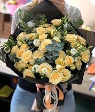 Букет цветов из:  Розы и Лизиантусы #REPLACE_PRED# Нее
