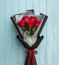 Букет цветов из:  Розы в Нее