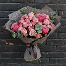 Букет цветов из:  Розы в Нее